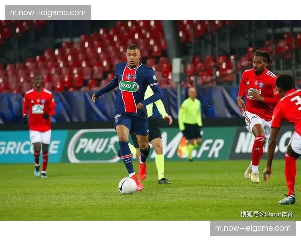 巴黎场均射门22.6次居首,控场与进攻输出形成正相关 巴黎场均射门22.6次居首,控场与进攻输出形成正相关